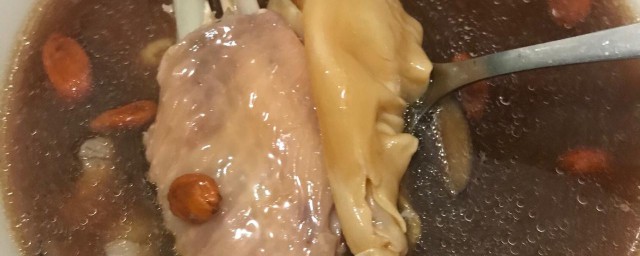 清炖鸡汤怎样炖最有营养 清炖鸡汤怎样炖最有营养