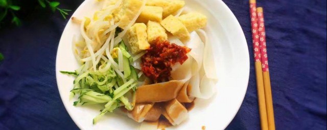 绿豆淀粉做凉皮的办法 绿豆淀粉做凉皮的办法是什么