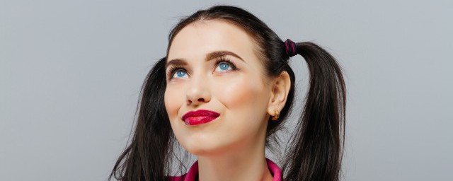 安全的戴美瞳技巧 怎样戴美瞳