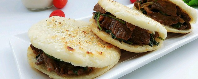 烧饼夹烤肉的做法 家常烧饼夹烤肉的烹饪技巧