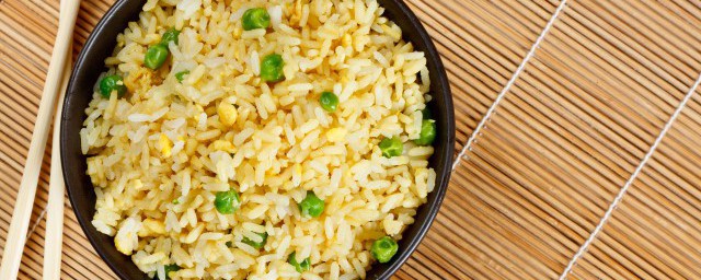 炒米饭米太粘怎样做 超好吃的蛋炒饭做法详解