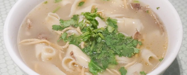三鲜烩面的高汤如何做 三鲜烩面的高汤做法