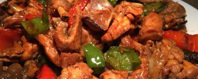 广东坐月子的炒鸡如何做 炒鸡的做法