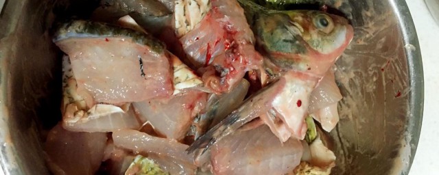 川味麻辣鱼块的腌制技巧 川味麻辣鱼块的腌制技巧与次序