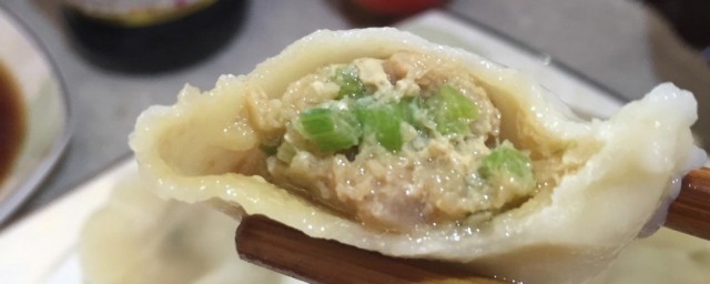 芹菜菜馅儿饺子怎样做 芹菜饺子的做法