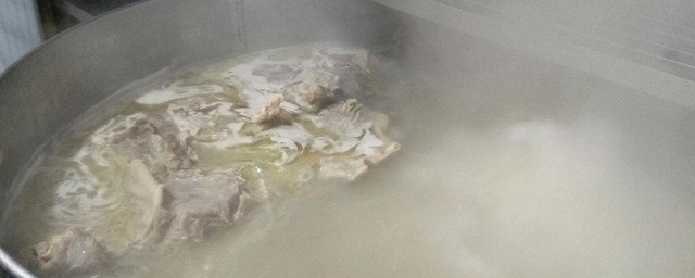 卤牛肉汤的熬制技巧 五香牛肉汤的次序