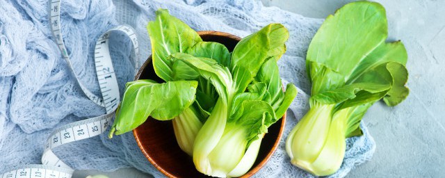 小白菜油菜蘑菇怎样做 小白菜油菜蘑菇的做法