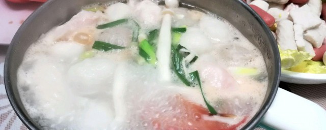 大排三鲜火锅如何做 大排三鲜火锅做法