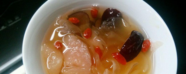 银耳雪梨糖水的做法 银耳雪梨糖水的做法与步骤