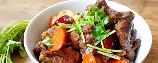 胡萝卜山药焖羊肉 胡萝卜山药焖羊肉做法