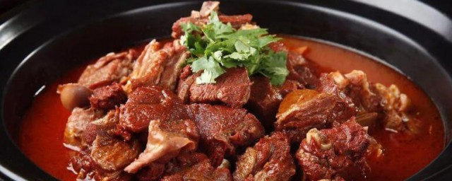 栗子红焖羊肉 栗子红焖羊肉怎么制作