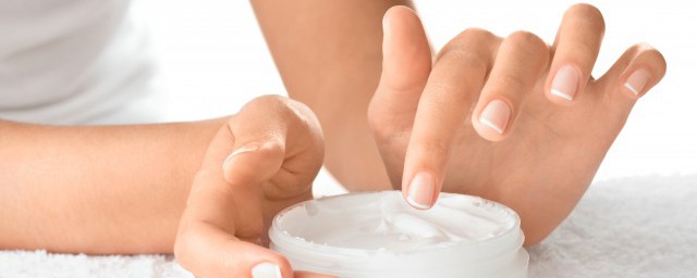 让手和脚变白的要领 让手和脚变白的技巧