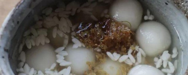 甜酒煮粑粑最简单的技巧 怎样做甜酒煮粑粑