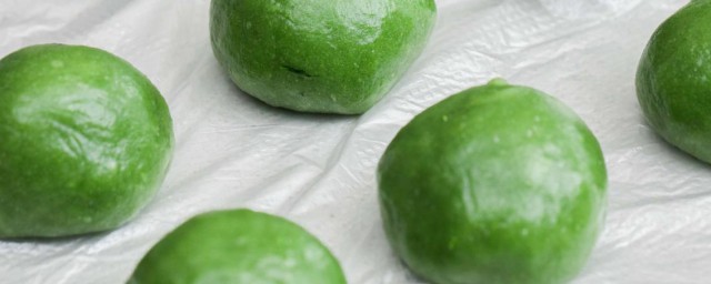 菠菜青团如何做 菠菜青团的做法