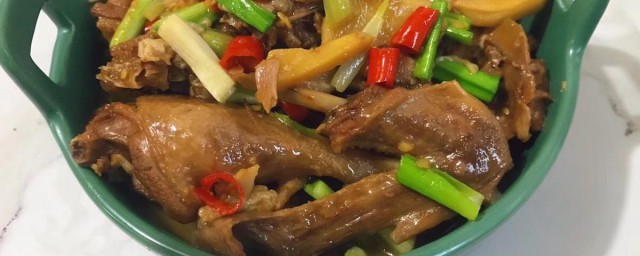 江苏啤酒鸭怎样做 江苏啤酒鸭的做法