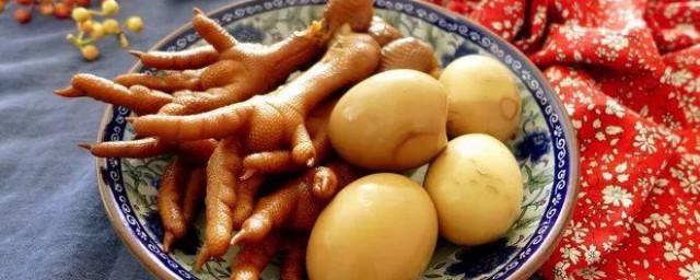 鸡爪和鸡蛋能一起卤技巧 香卤鸡爪鸡蛋做法
