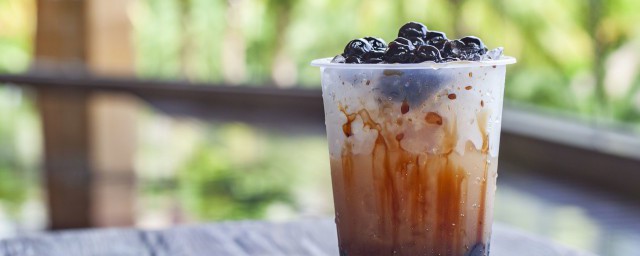 自制红糖奶茶的做法和配方 红糖奶茶的配料有哪些