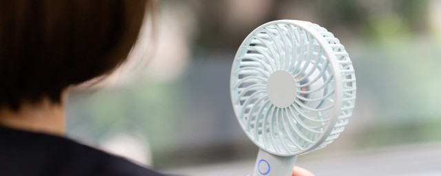风扇怎样吹比较健康 怎样吹风扇比较健康