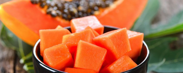 木瓜炖奶成豆腐渣了还能吃吗 木瓜炖奶变成豆腐渣了还能吃吗?