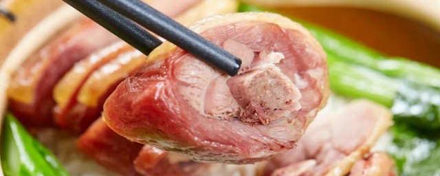 酱油腊鸭的腌制技巧 怎样腌制腊鸭好吃