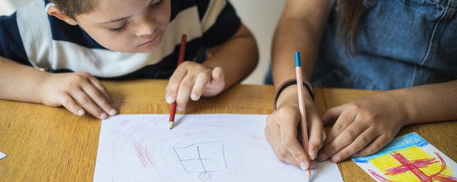 彩铅素描画教程 彩铅素描画如何画