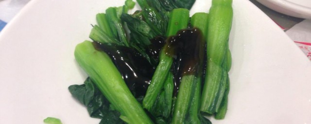 芥兰蚝油炒鱿鱼 如何做芥兰蚝油炒鱿鱼