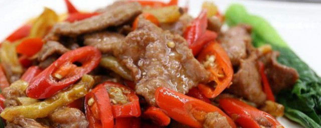 炒牛肉时会出水是怎么回事 炒牛肉时为什么会出水