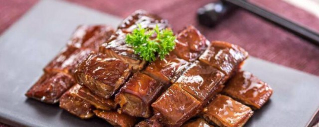 咸马哈鱼烧茄子 咸马哈鱼烧茄子如何做
