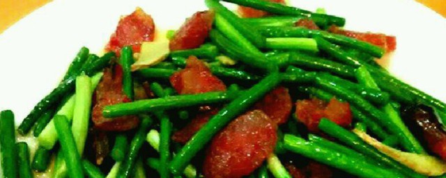 蒜苗红辣椒炒火腿 怎样制作蒜苗红辣椒炒火腿