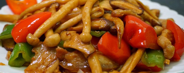 白玉菇松板肉 白玉菇炒松板肉家常做法分享