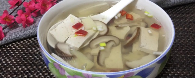 大豆腐和香菇如何做汤好喝 好喝的大豆腐和香菇汤做法