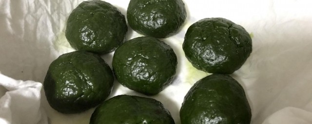 绿色的糯米香芋糍如何做 绿色的糯米香芋糍做法