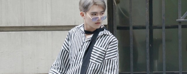 秋季潮男服装搭配技巧 秋季潮男服装搭配技巧是什么