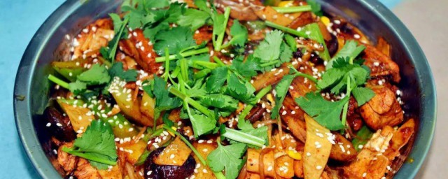 家庭版麻辣香锅的做法 家庭版麻辣香锅怎样做的