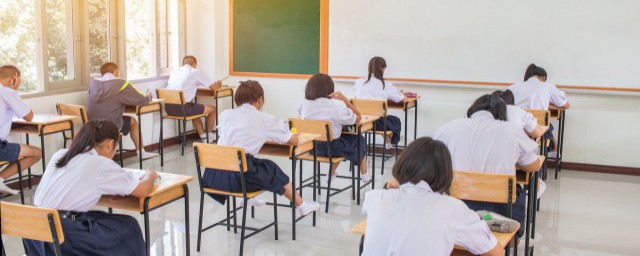 高一提高英语成绩的技巧 高一学生提高英语成绩的技巧