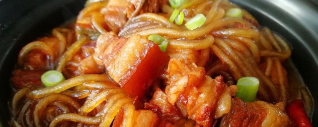 猪肉炖粉条如何做才好吃 猪肉炖粉条的经典做法