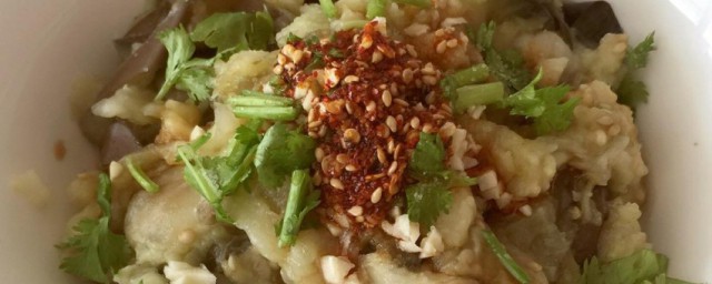 椒油蒜蓉拌茄泥 椒油蒜蓉拌茄泥做法简介