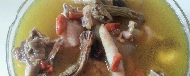 里脊肉炖鸽子 如何做里脊肉炖鸽子