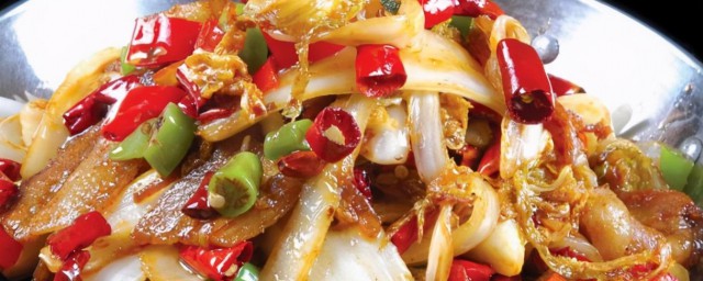 剁椒大白菜炒鱿鱼 怎样做剁椒大白菜炒鱿鱼