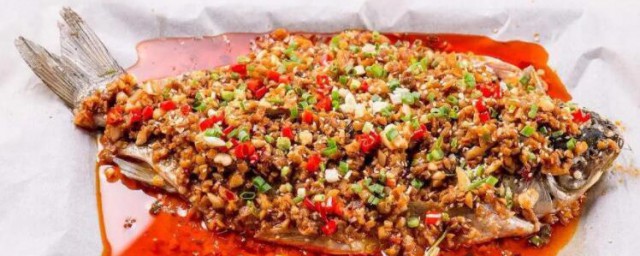 纸包鱼腌鱼的制作技巧 纸包鱼腌鱼怎样做