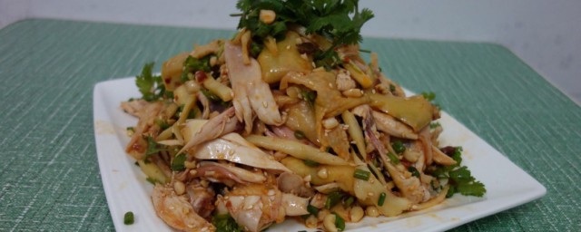 香麻手撕鸡怎么做 香麻手撕鸡需要什么食材