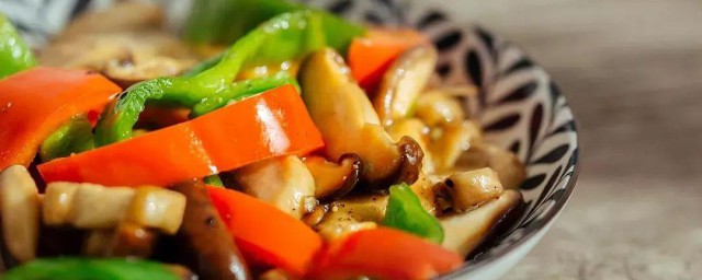 蠔油焖三菇 如何做蠔油焖三菇