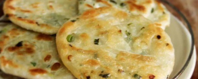 烧油饼怎样做好吃 烧油饼简单做法
