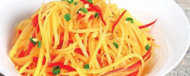辣白菜拌土豆丝 辣白菜拌土豆丝怎样做