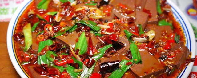 新杀的羊血怎么做 制作羊血的办法