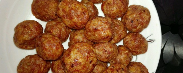 炸肉丸子用什么油好诀窍 炸猪肉丸子应该用什么油好