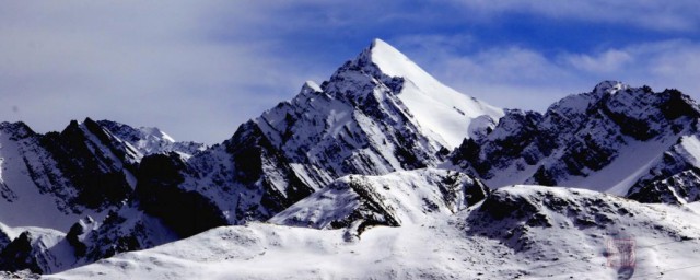 岷山千里雪岷山在哪里 岷山所在位置