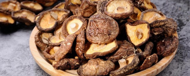 干香菇泡好放冰箱多久不能吃 泡多长时间的干香菇不能吃呢