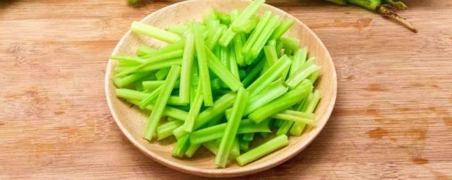 芹菜过夜还能吃吗 放了一宿的芹菜能不能吃