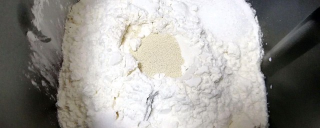 面粉发酵后有股酒味能不能吃 面粉发酵后有股酒味能吃吗